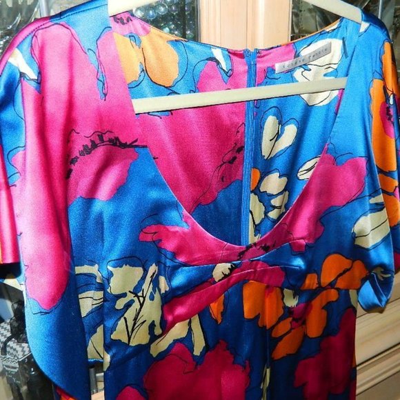 Susana Monaco Multi-Color Print Silk Dress, Kimono Sleeves Size 8 EUC - Picture 2 of 12